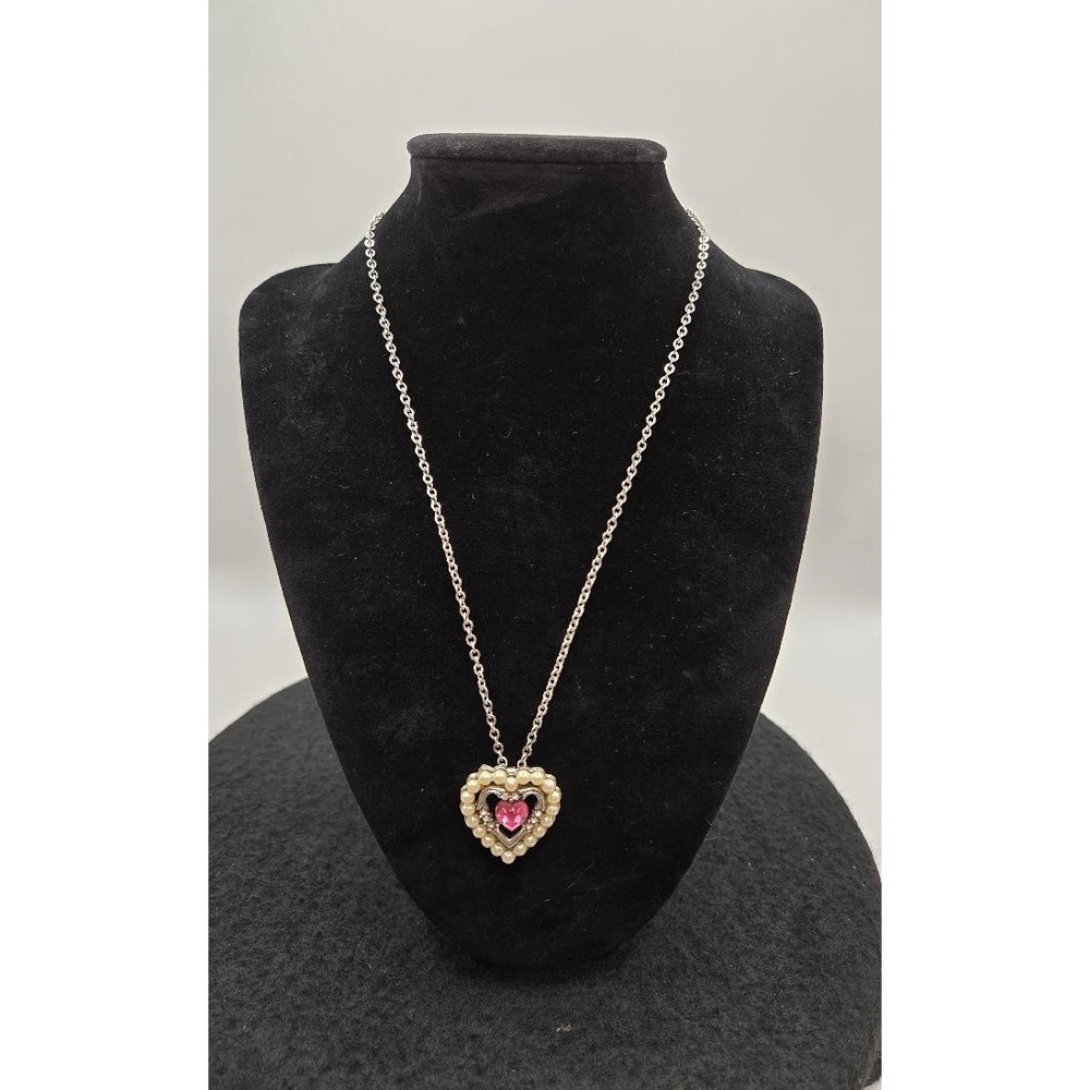 1974 Avon Heart Pendant Necklace Pink Gem Pearlesque Accents Vintage